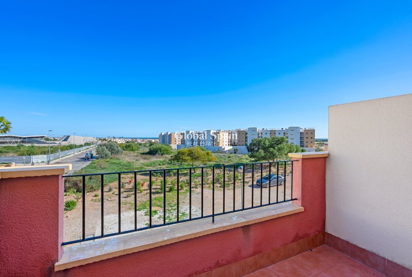 Wiederverkauf - VILLA -
ORIHUELA COSTA - Costa Blanca