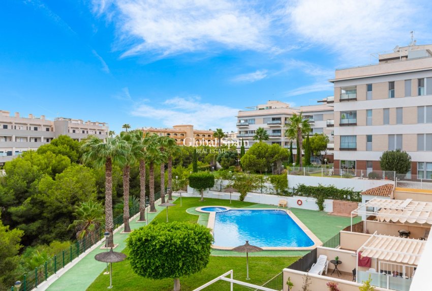 Wiederverkauf - VILLA -
ORIHUELA COSTA - Costa Blanca