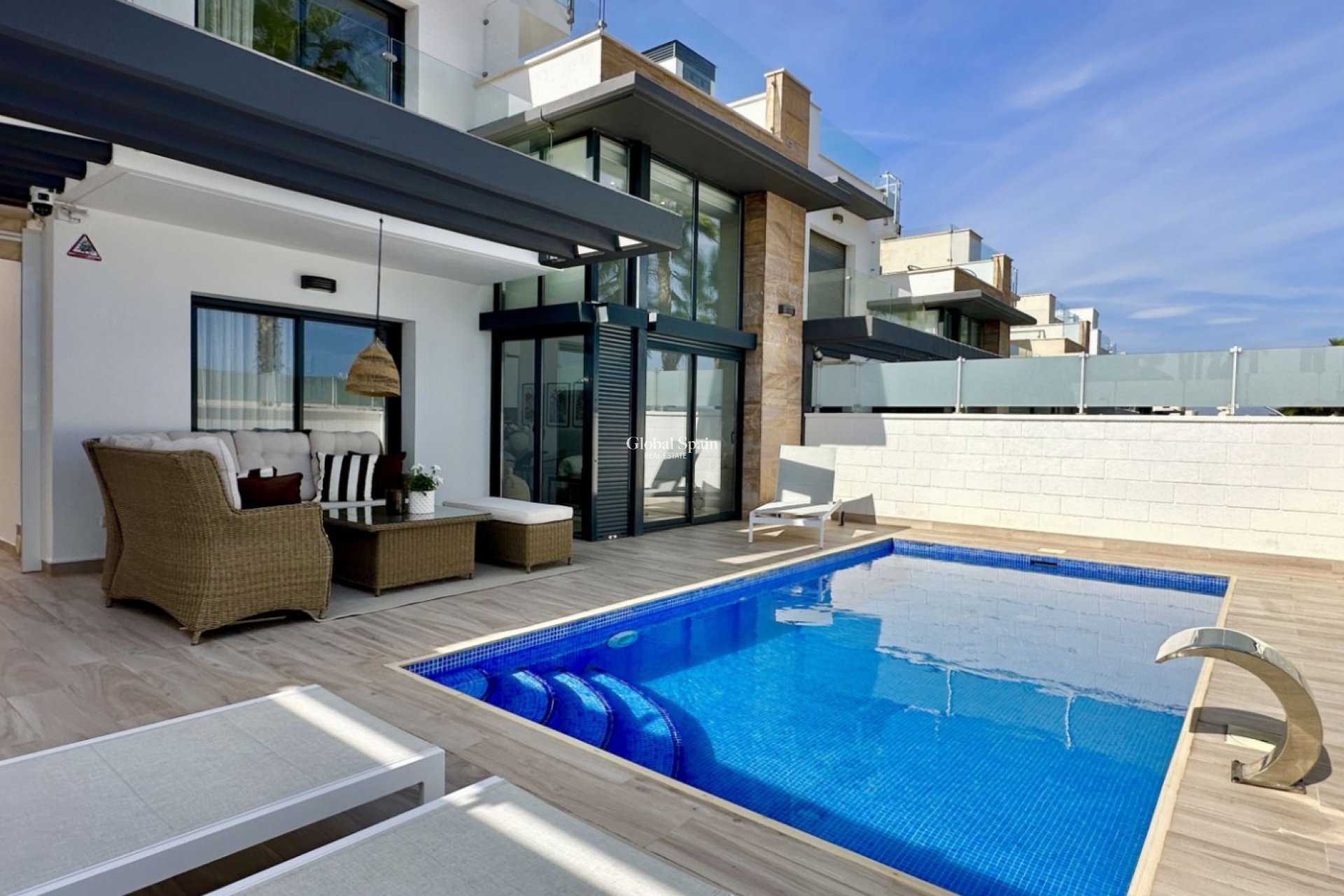 Wiederverkauf - VILLA -
ORIHUELA COSTA - Costa Blanca