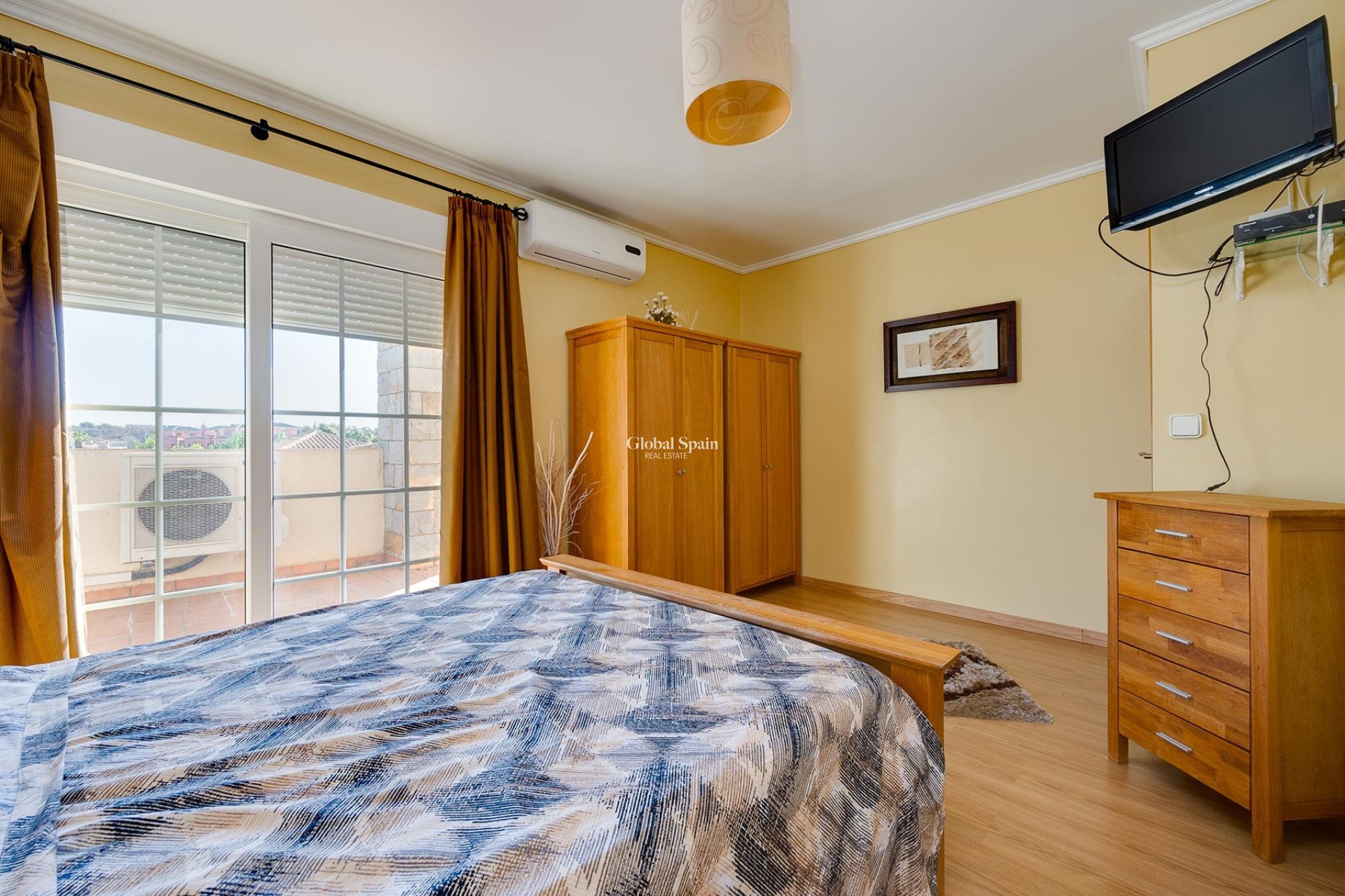 Wiederverkauf - VILLA -
ORIHUELA COSTA - Costa Blanca