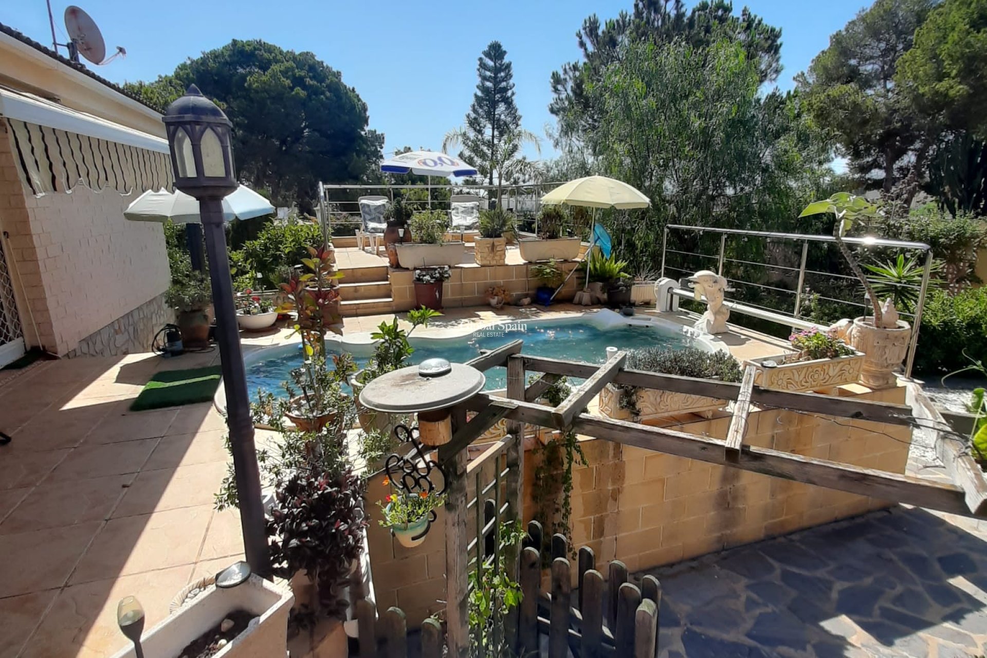 Wiederverkauf - VILLA -
ORIHUELA COSTA - Costa Blanca