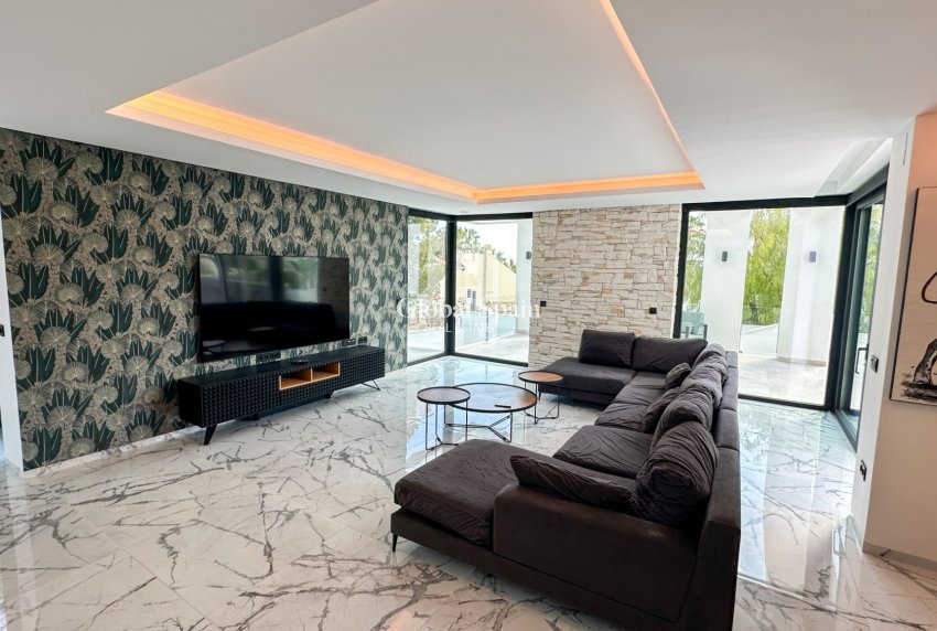 Wiederverkauf - VILLA -
ORIHUELA COSTA - Costa Blanca