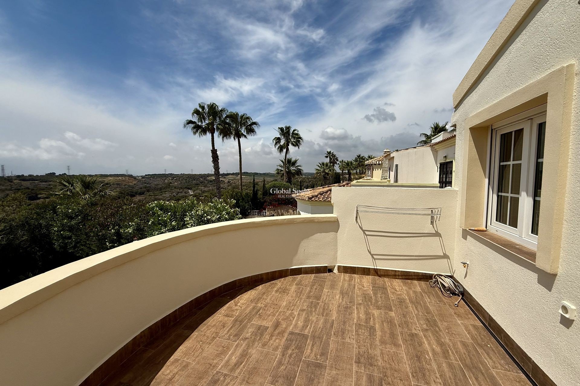 Wiederverkauf - VILLA -
ORIHUELA COSTA - Costa Blanca