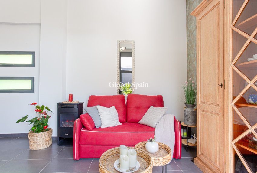 Wiederverkauf - VILLA -
ORIHUELA COSTA - Costa Blanca