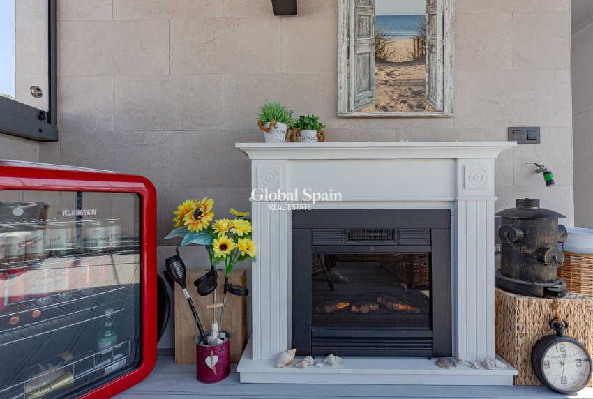 Wiederverkauf - VILLA -
ORIHUELA COSTA - Costa Blanca