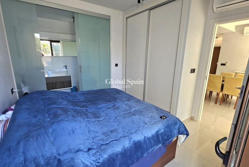 Wiederverkauf - VILLA -
ORIHUELA COSTA - Costa Blanca