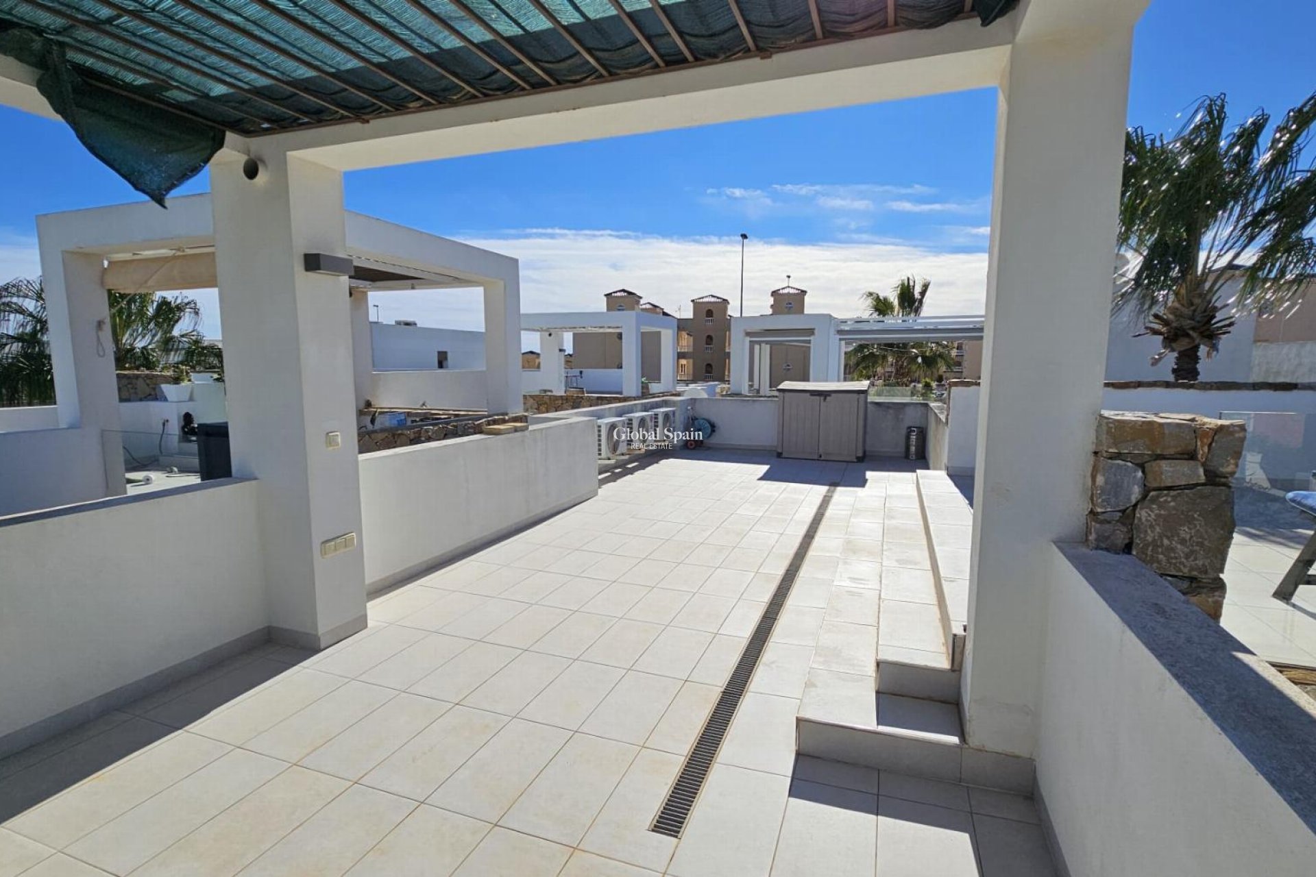 Wiederverkauf - VILLA -
ORIHUELA COSTA - Costa Blanca