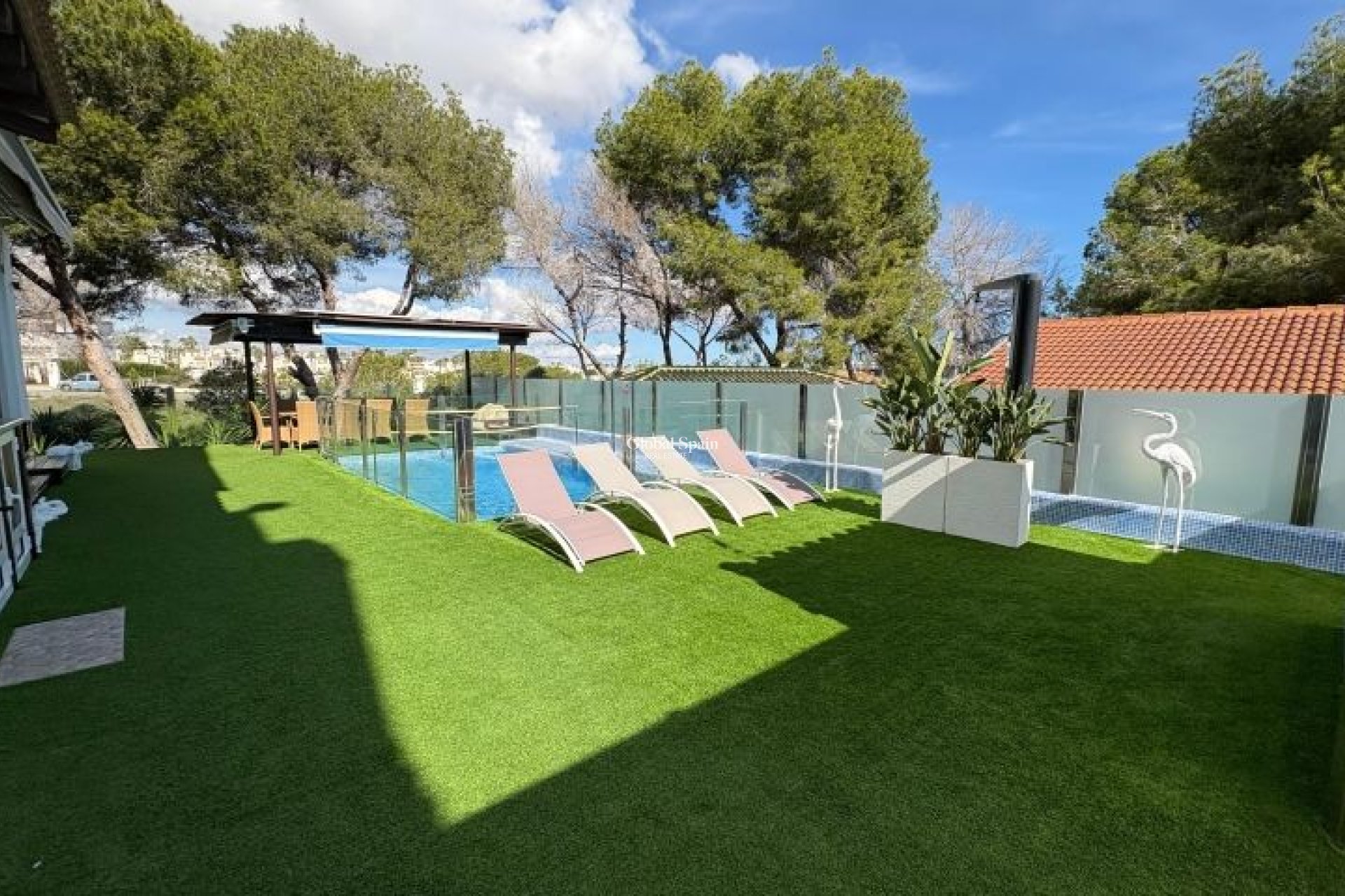 Wiederverkauf - VILLA -
ORIHUELA COSTA - Costa Blanca