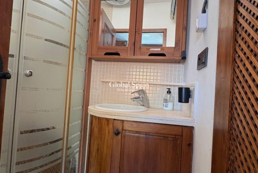 Wiederverkauf - VILLA -
ORIHUELA COSTA - Costa Blanca