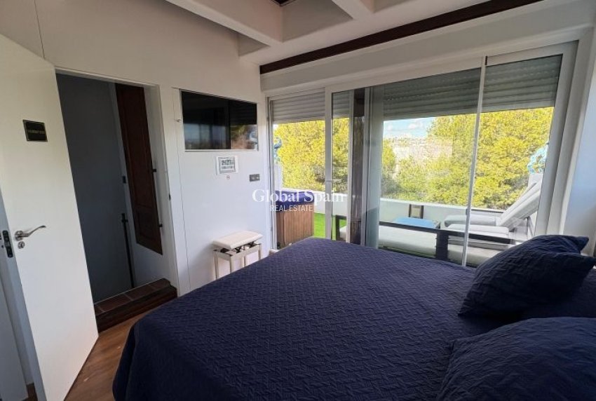Wiederverkauf - VILLA -
ORIHUELA COSTA - Costa Blanca