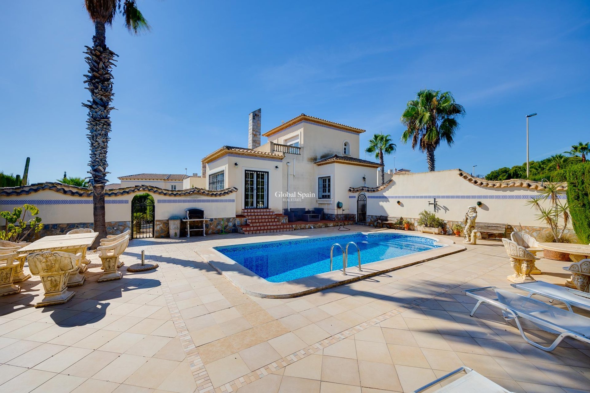Wiederverkauf - VILLA -
ORIHUELA COSTA - Costa Blanca