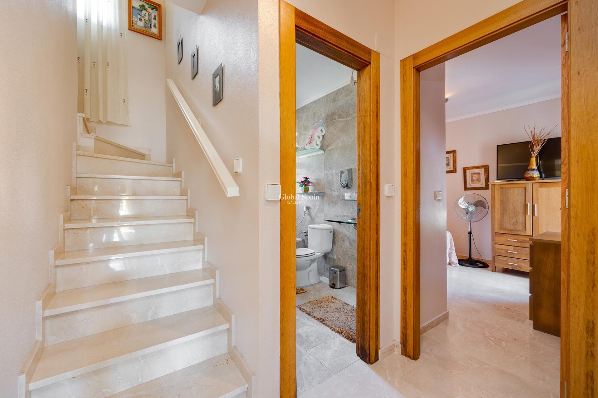 Wiederverkauf - VILLA -
ORIHUELA COSTA - Costa Blanca