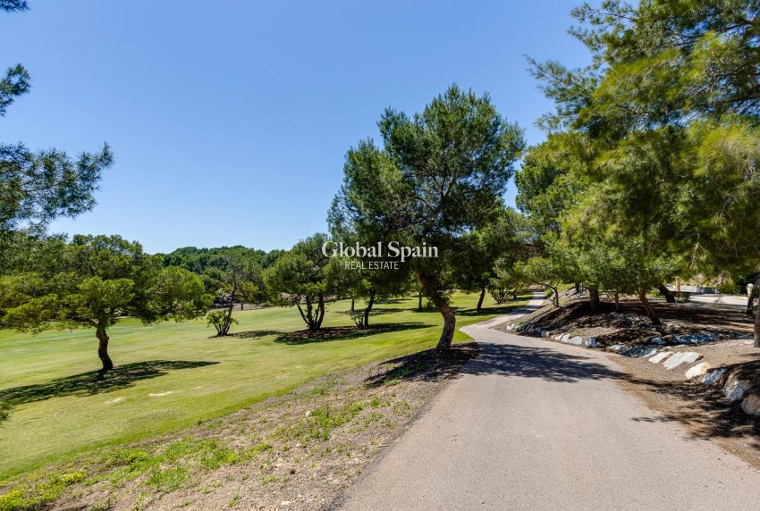 Wiederverkauf - VILLA -
ORIHUELA COSTA - Costa Blanca