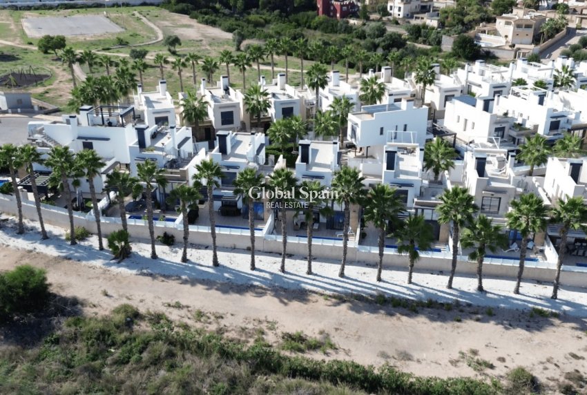 Wiederverkauf - VILLA -
ORIHUELA COSTA - Costa Blanca