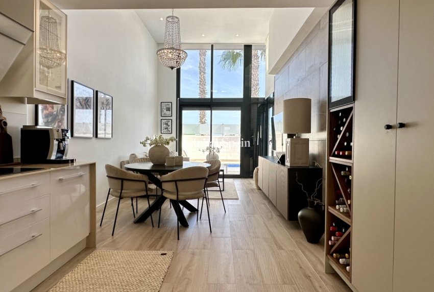Wiederverkauf - VILLA -
ORIHUELA COSTA - Costa Blanca