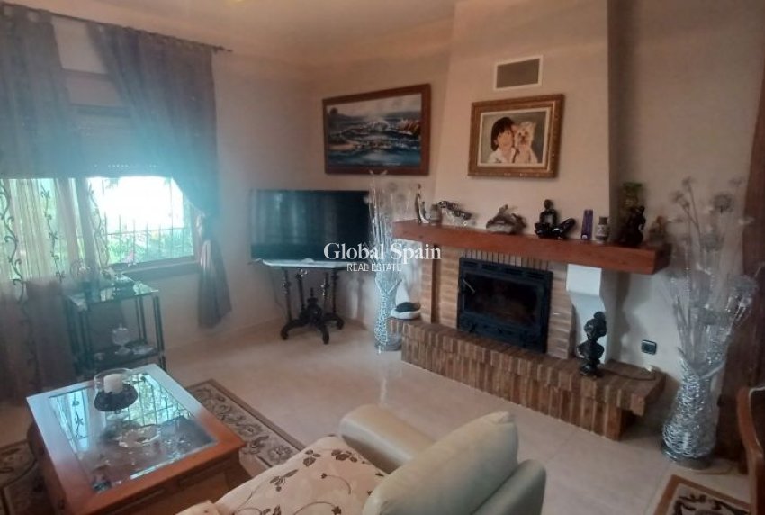 Wiederverkauf - VILLA -
ORIHUELA COSTA - Costa Blanca