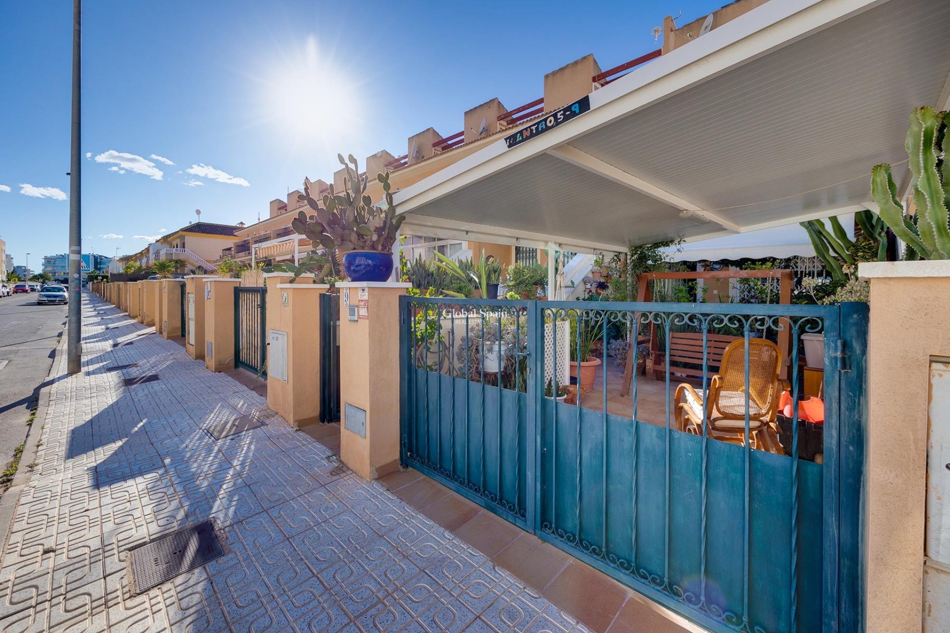 Wiederverkauf - VILLA -
ORIHUELA COSTA - Costa Blanca