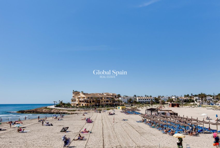 Wiederverkauf - VILLA -
ORIHUELA COSTA - Costa Blanca