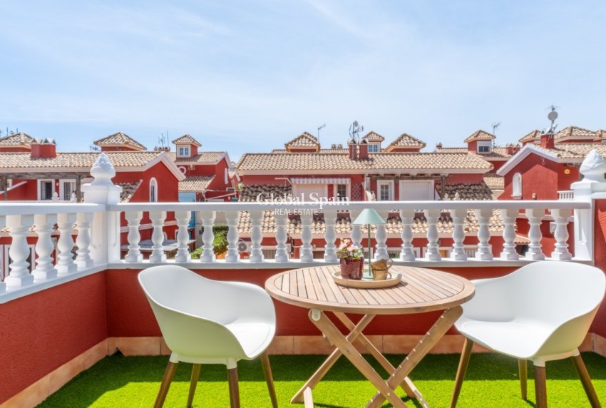 Wiederverkauf - VILLA -
ORIHUELA COSTA - Costa Blanca