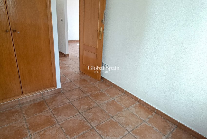 Wiederverkauf - VILLA -
ORIHUELA COSTA - Costa Blanca