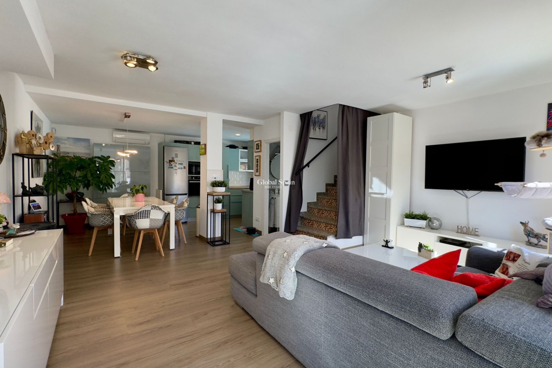 Wiederverkauf - VILLA -
ORIHUELA COSTA - Costa Blanca