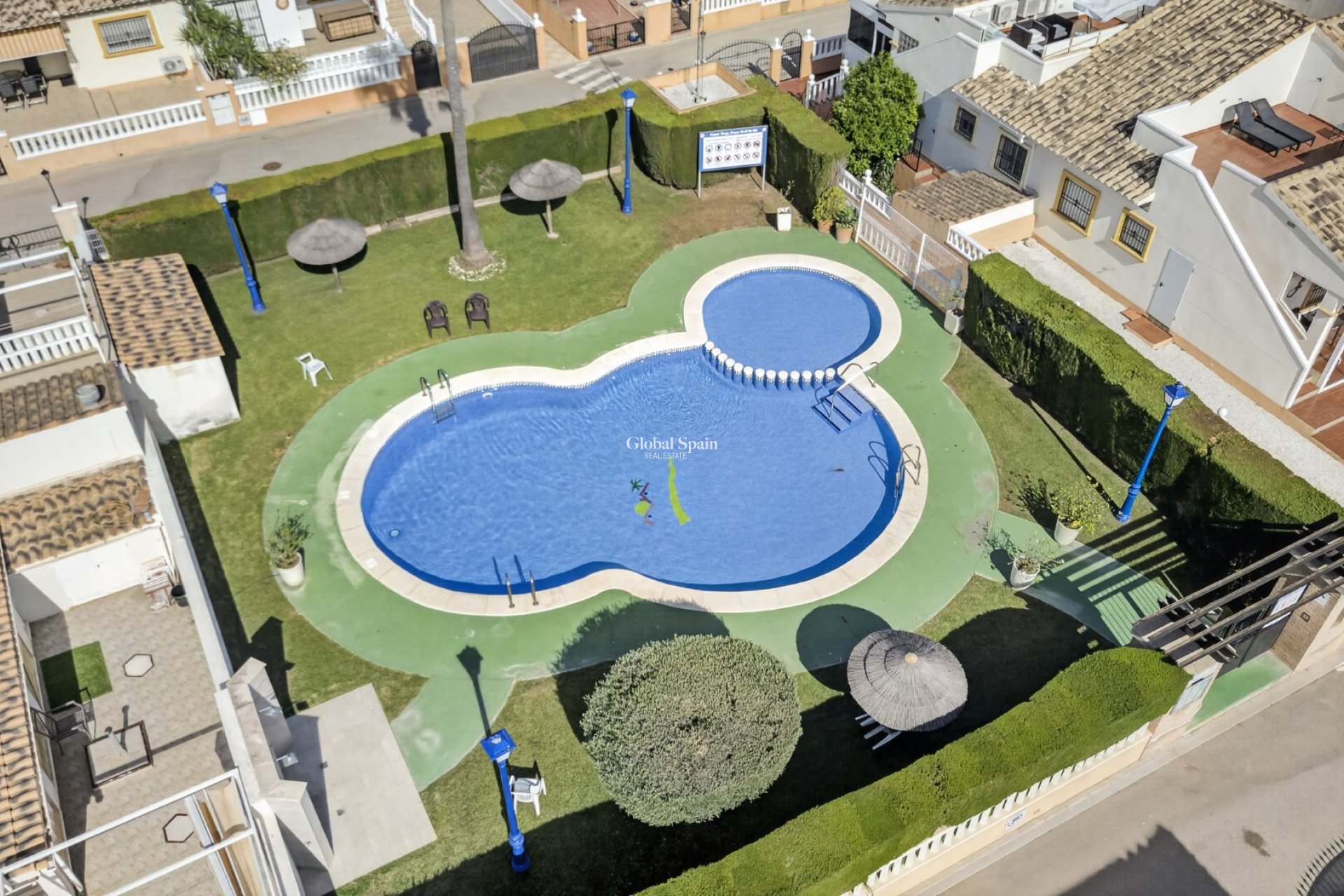 Wiederverkauf - VILLA -
ORIHUELA COSTA - Costa Blanca