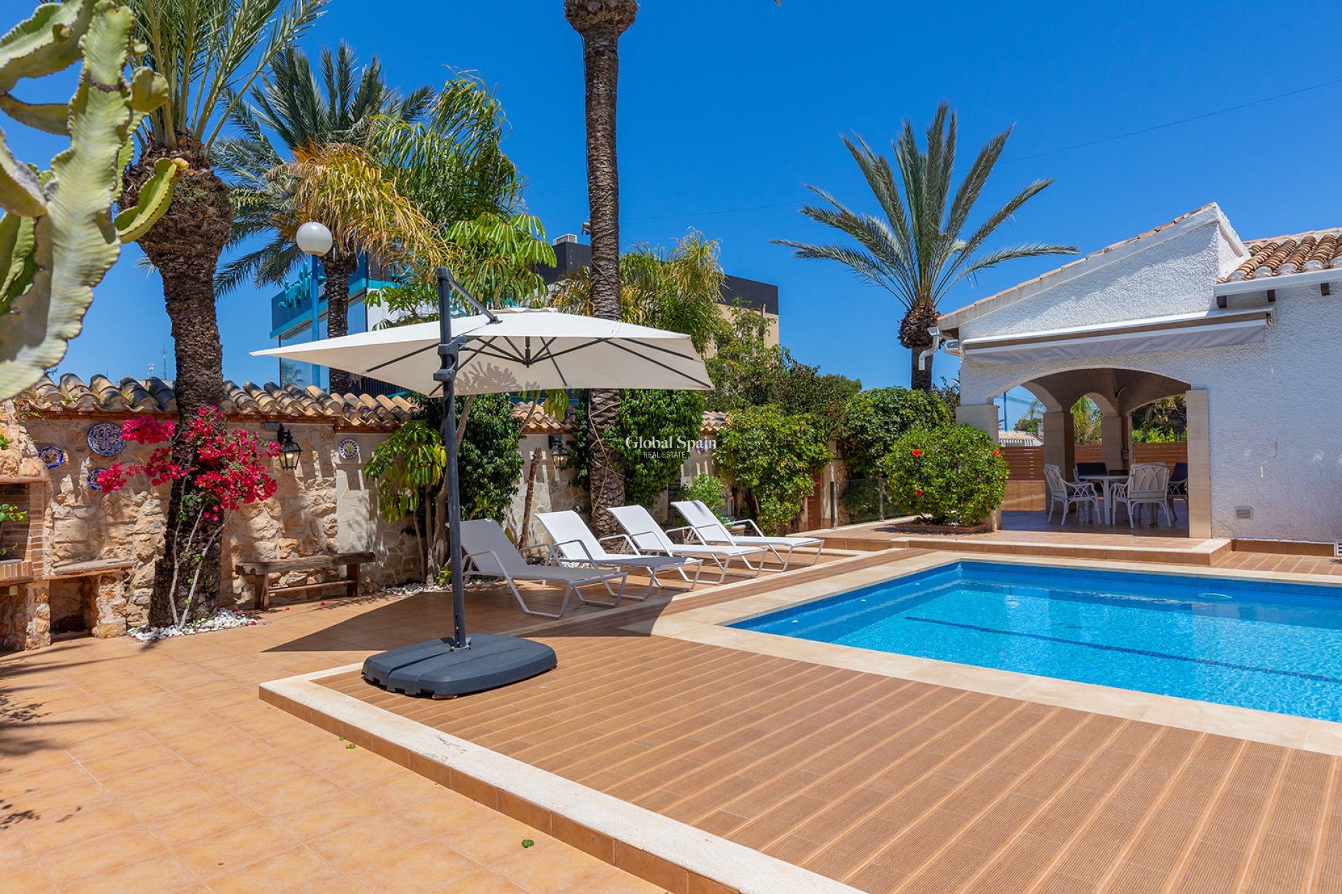 Wiederverkauf - VILLA -
ORIHUELA COSTA - Costa Blanca