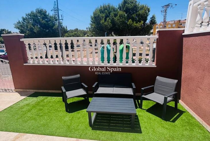 Wiederverkauf - VILLA -
ORIHUELA COSTA - Costa Blanca
