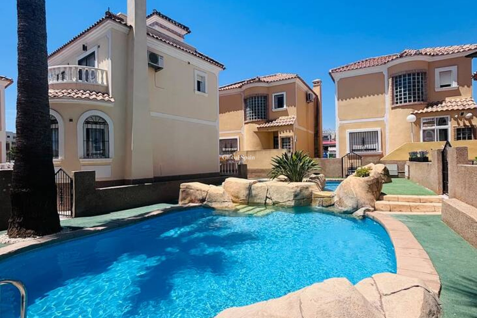 Wiederverkauf - VILLA -
ORIHUELA COSTA - Costa Blanca