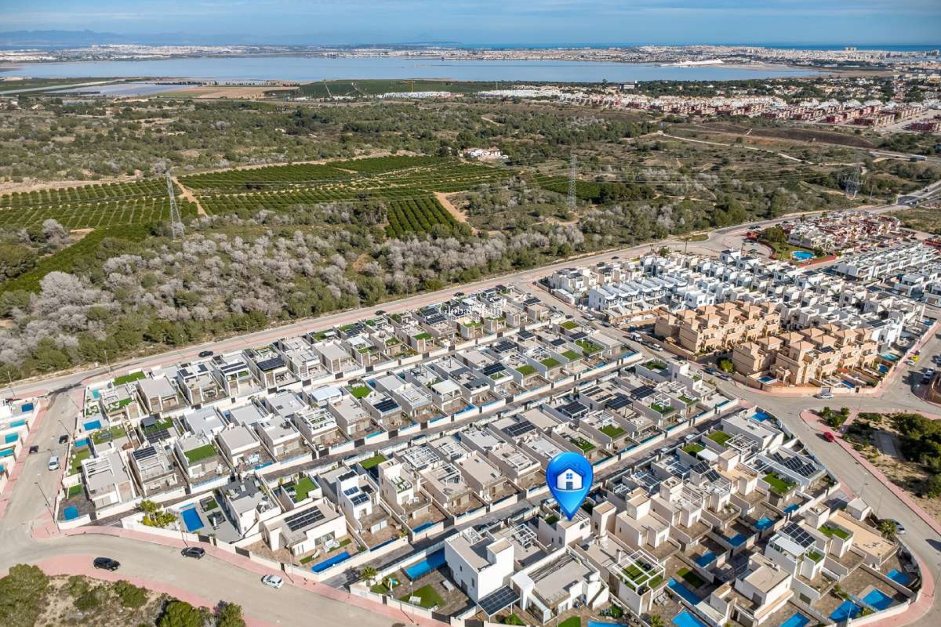 Wiederverkauf - VILLA -
ORIHUELA COSTA - Costa Blanca