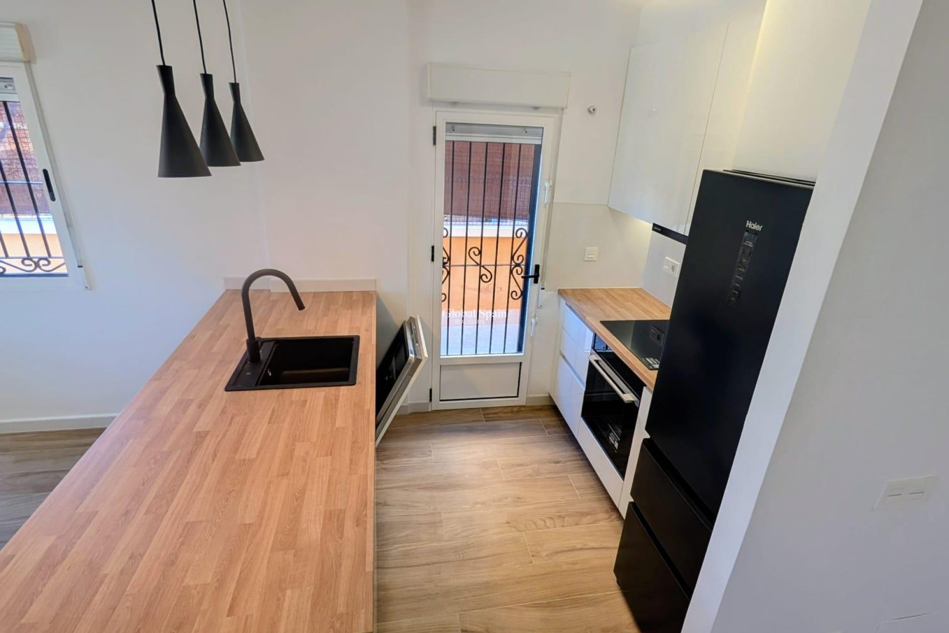 Wiederverkauf - VILLA -
ORIHUELA COSTA - Costa Blanca