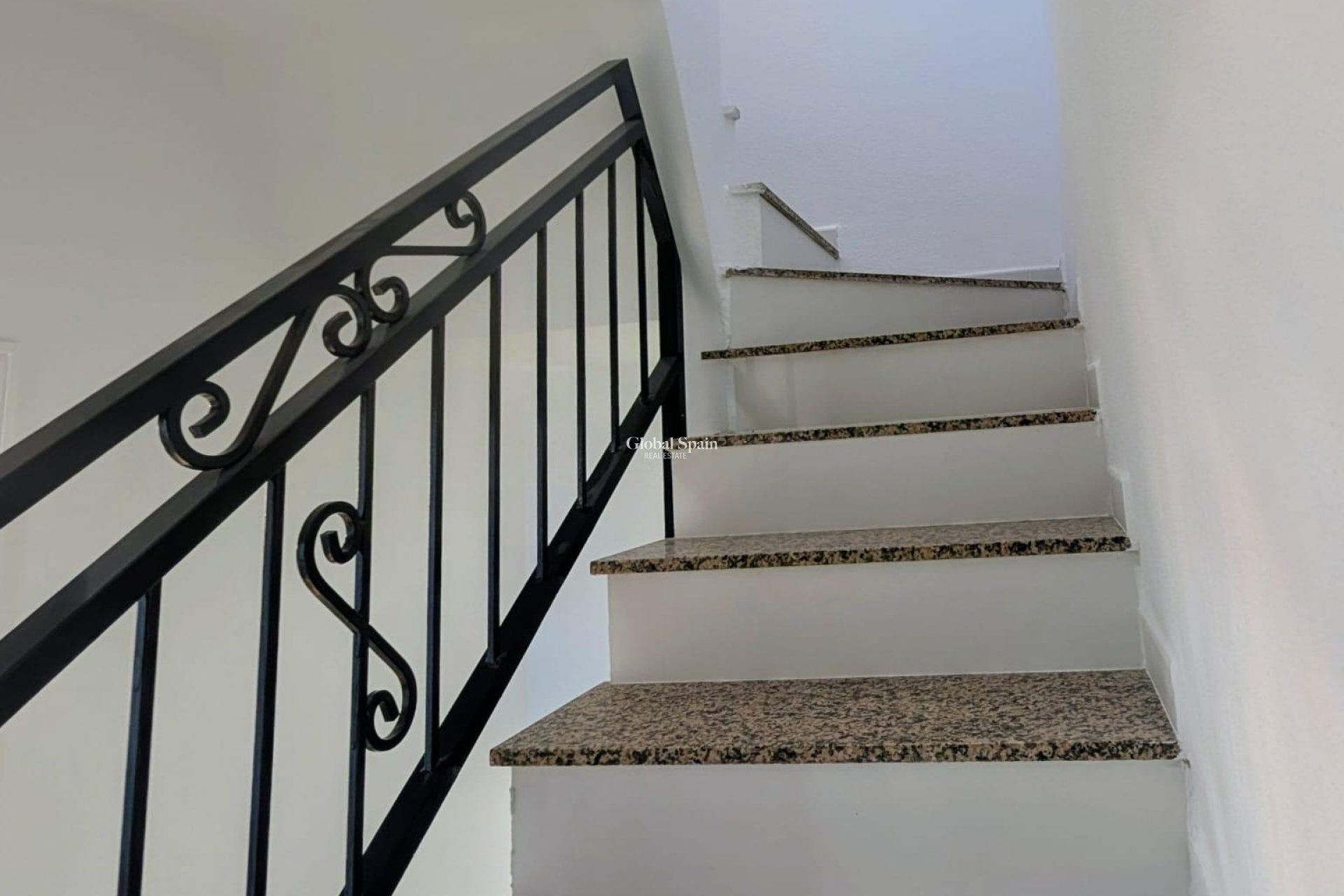 Wiederverkauf - VILLA -
ORIHUELA COSTA - Costa Blanca