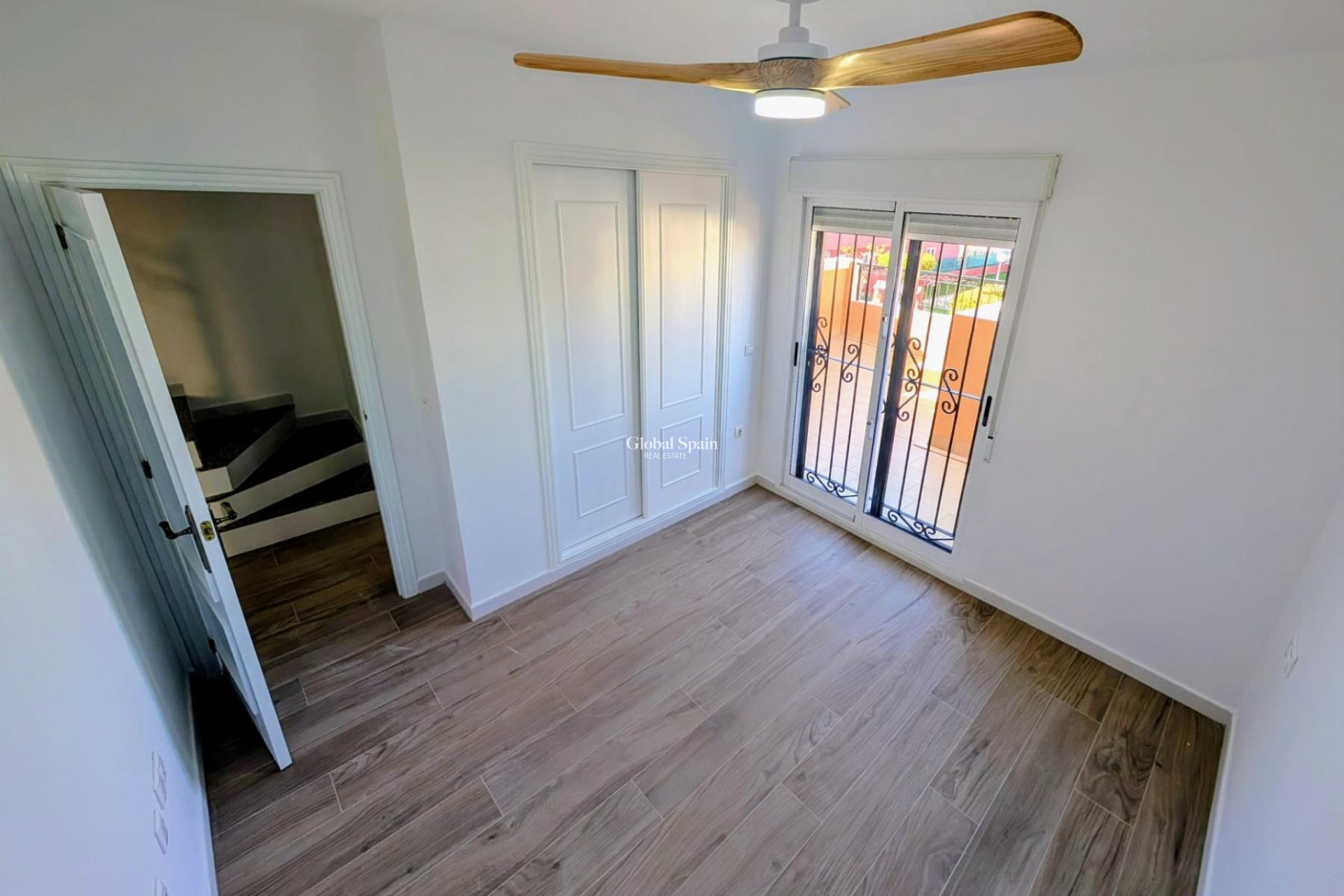 Wiederverkauf - VILLA -
ORIHUELA COSTA - Costa Blanca