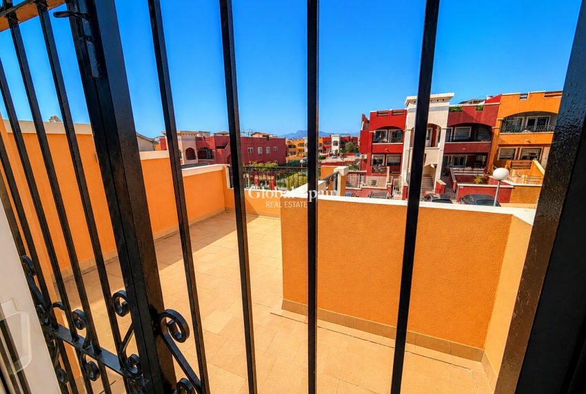 Wiederverkauf - VILLA -
ORIHUELA COSTA - Costa Blanca