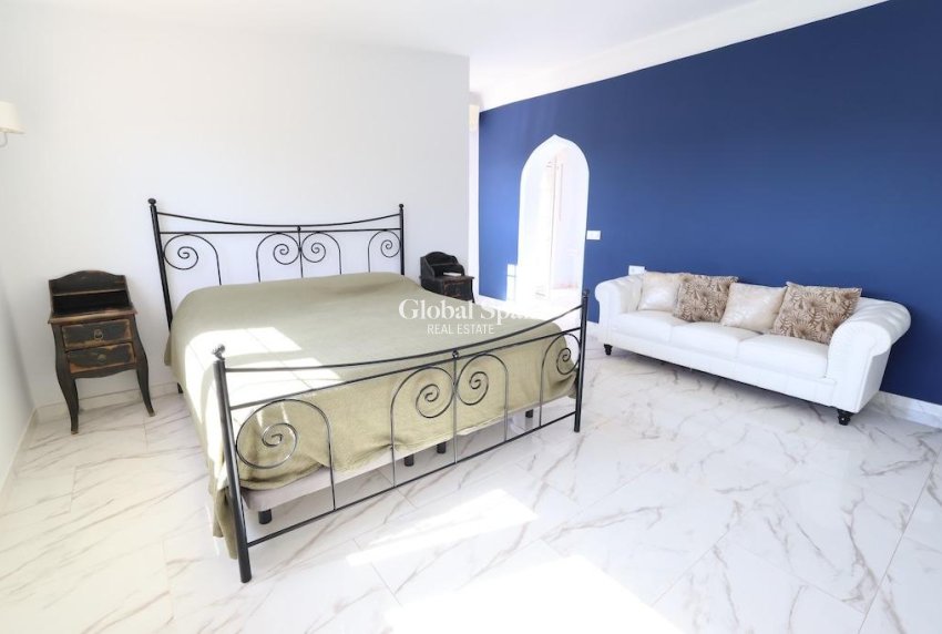 Wiederverkauf - VILLA -
ORIHUELA COSTA - Costa Blanca