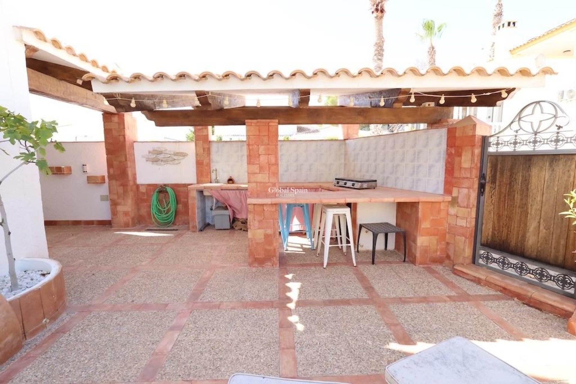 Wiederverkauf - VILLA -
ORIHUELA COSTA - Costa Blanca