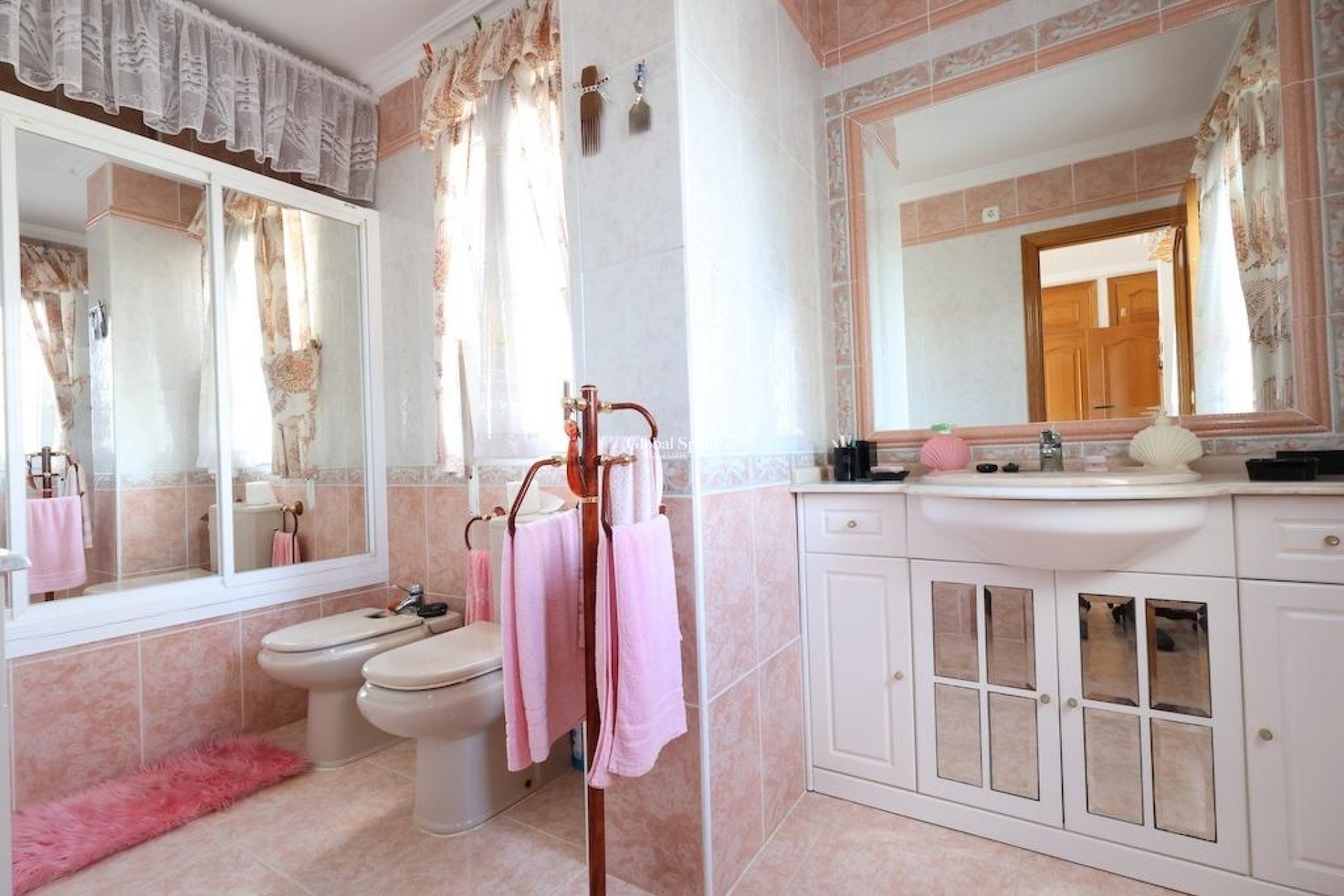Wiederverkauf - VILLA -
ORIHUELA COSTA - Costa Blanca