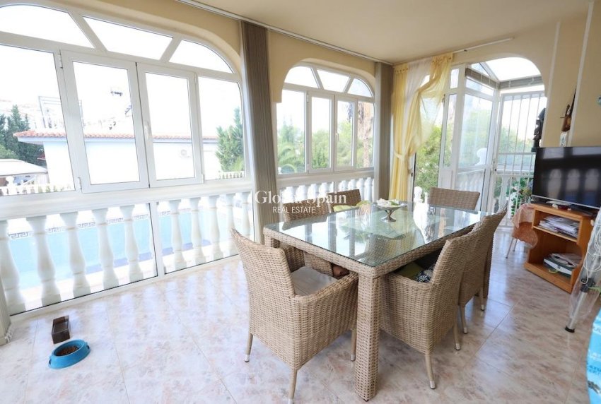 Wiederverkauf - VILLA -
ORIHUELA COSTA - Costa Blanca