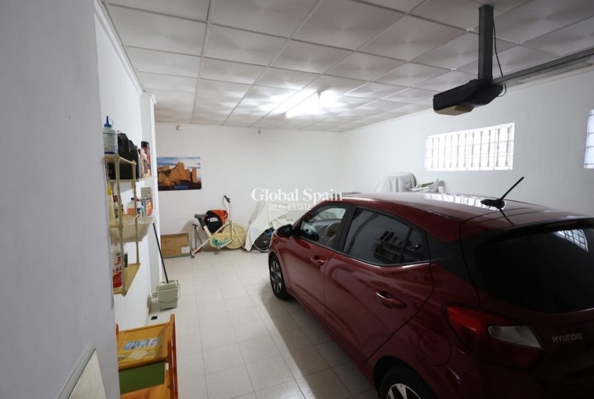 Wiederverkauf - VILLA -
ORIHUELA COSTA - Costa Blanca