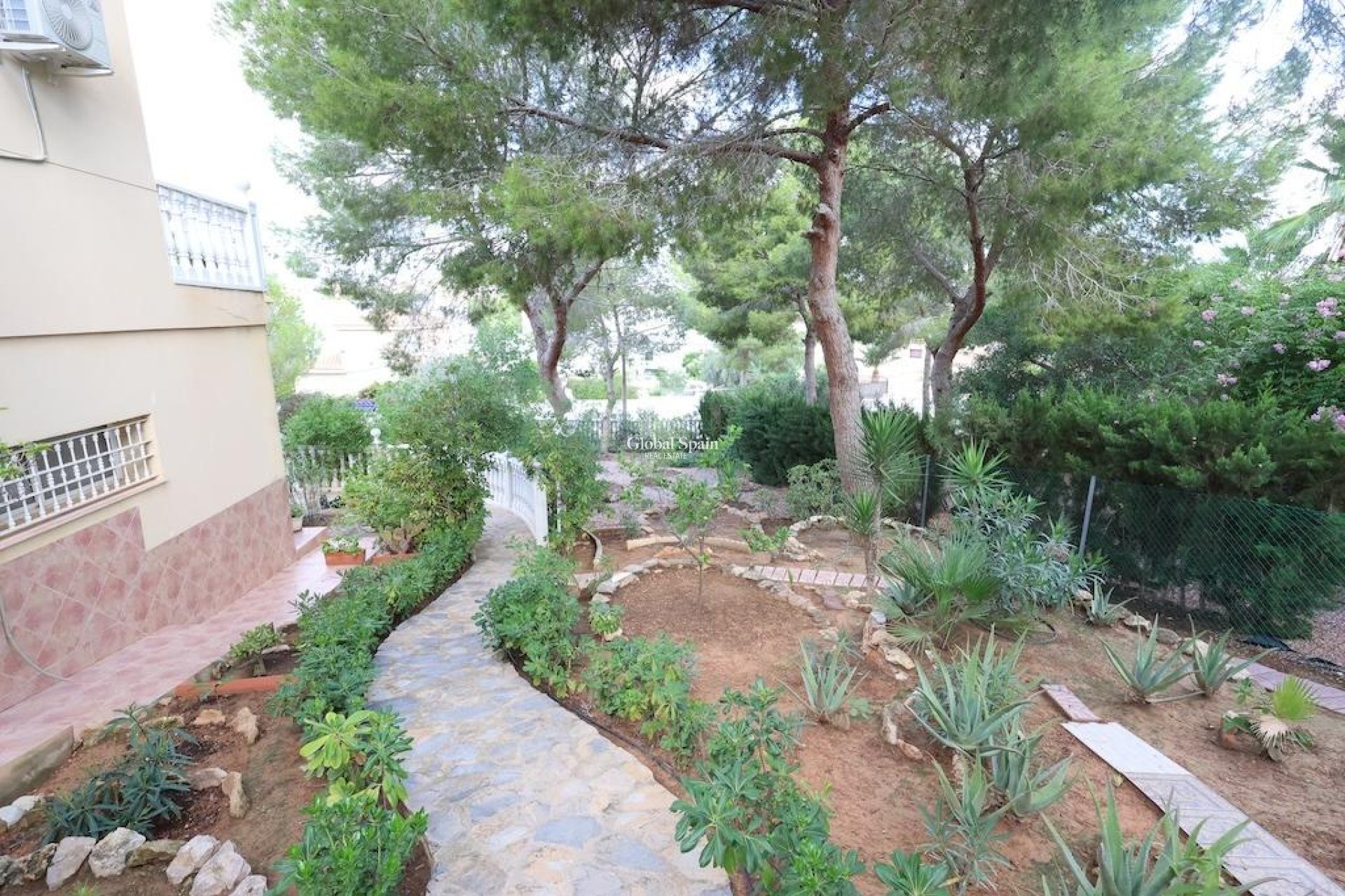 Wiederverkauf - VILLA -
ORIHUELA COSTA - Costa Blanca