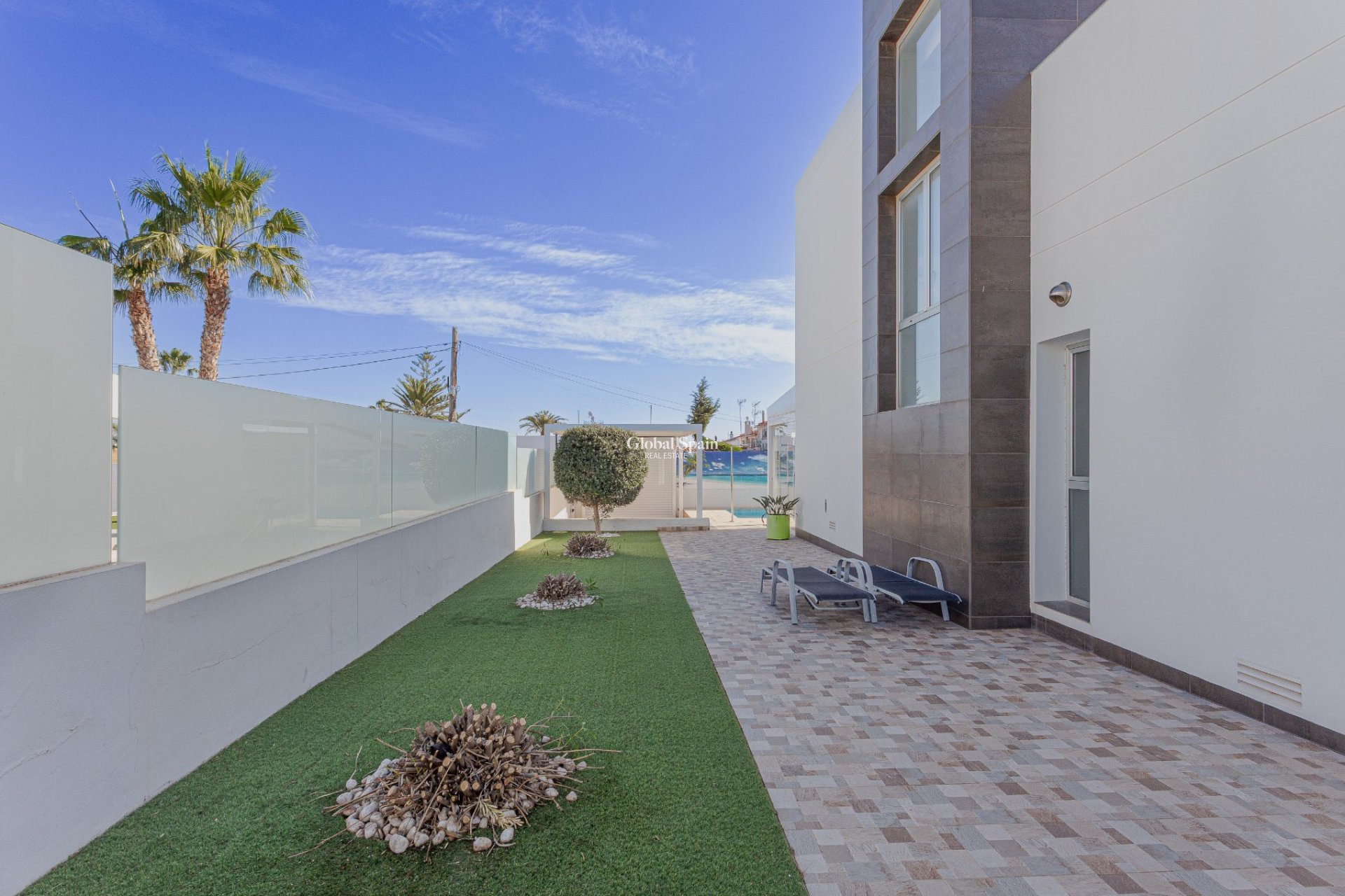 Wiederverkauf - VILLA -
ORIHUELA COSTA - Costa Blanca