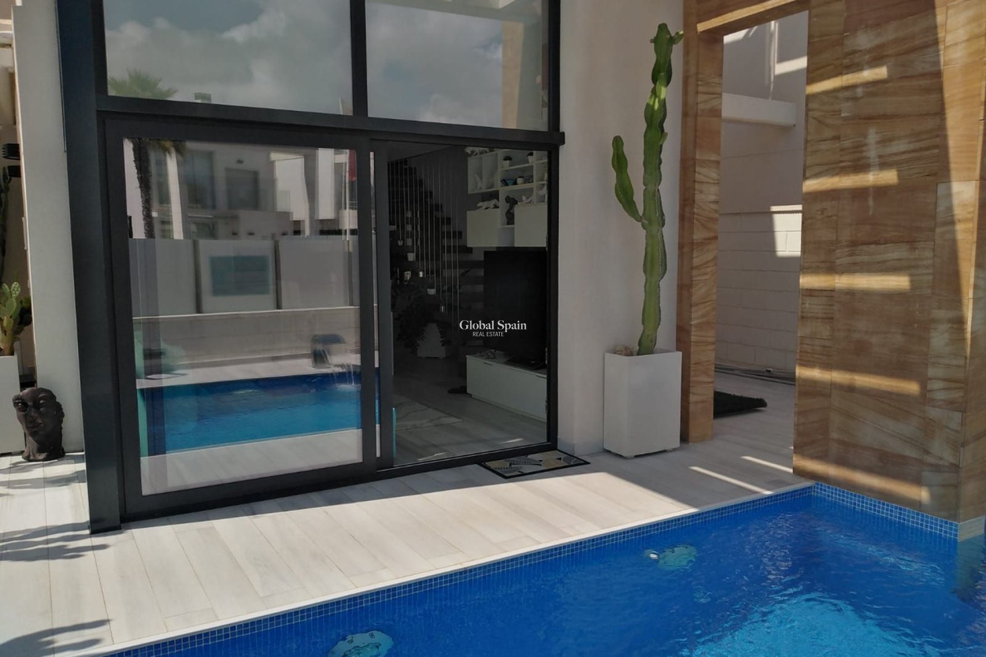 Wiederverkauf - VILLA -
ORIHUELA COSTA - Costa Blanca