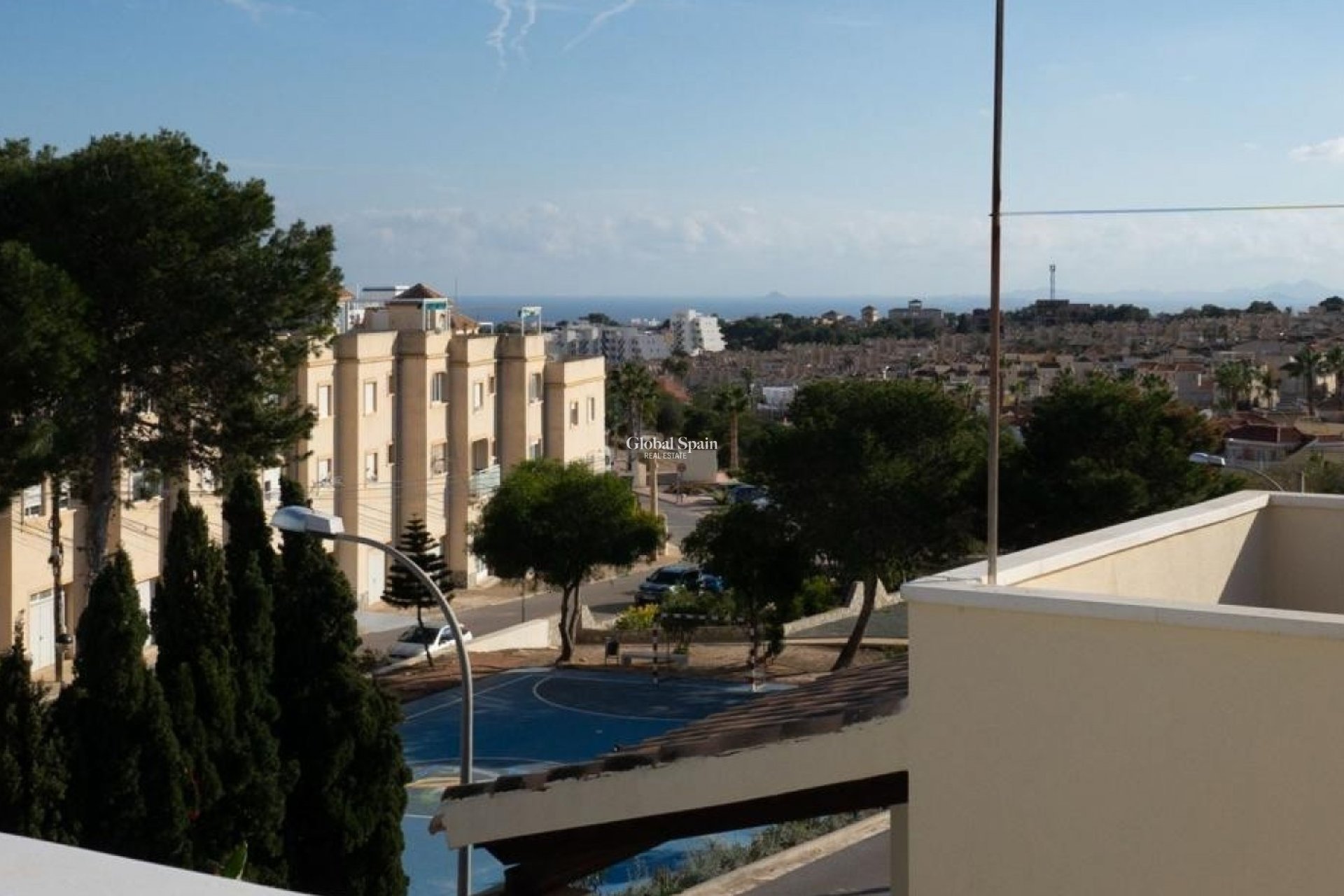 Wiederverkauf - VILLA -
ORIHUELA COSTA - Costa Blanca