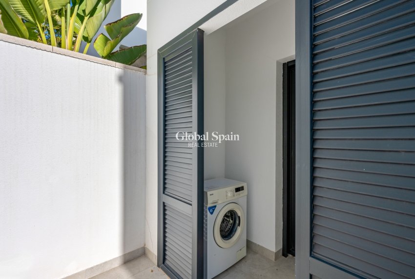 Wiederverkauf - VILLA -
ORIHUELA COSTA - Costa Blanca