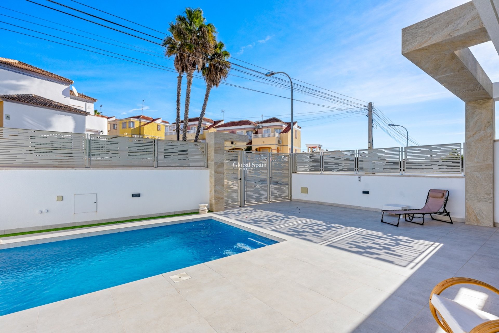 Wiederverkauf - VILLA -
ORIHUELA COSTA - Costa Blanca