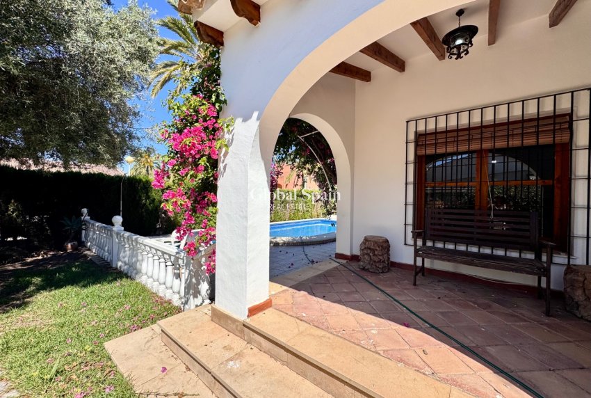 Wiederverkauf - VILLA -
ORIHUELA COSTA - Costa Blanca