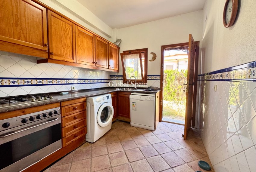 Wiederverkauf - VILLA -
ORIHUELA COSTA - Costa Blanca