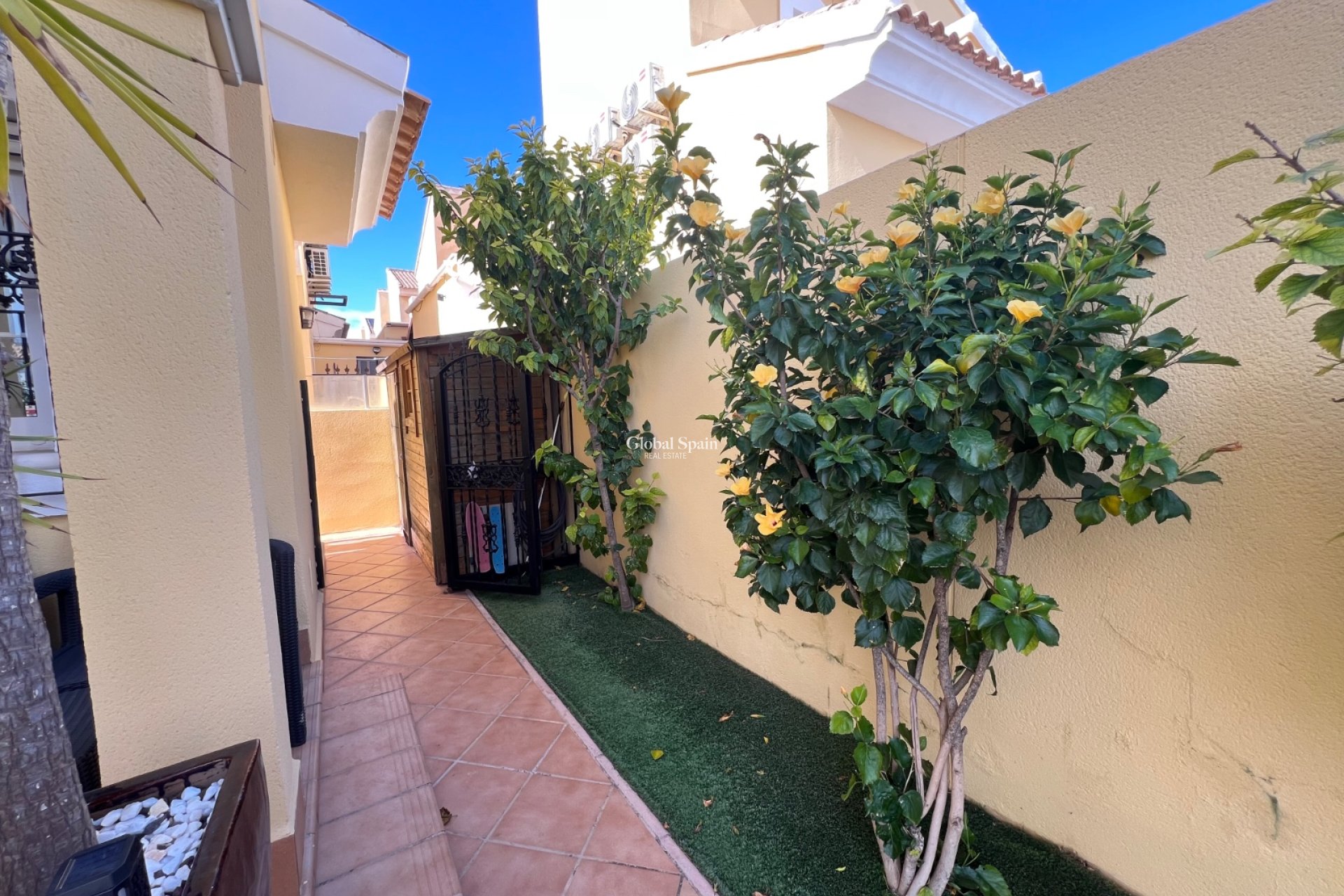 Wiederverkauf - VILLA -
ORIHUELA COSTA - Costa Blanca