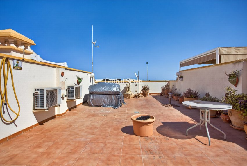Wiederverkauf - VILLA -
ORIHUELA COSTA - Costa Blanca