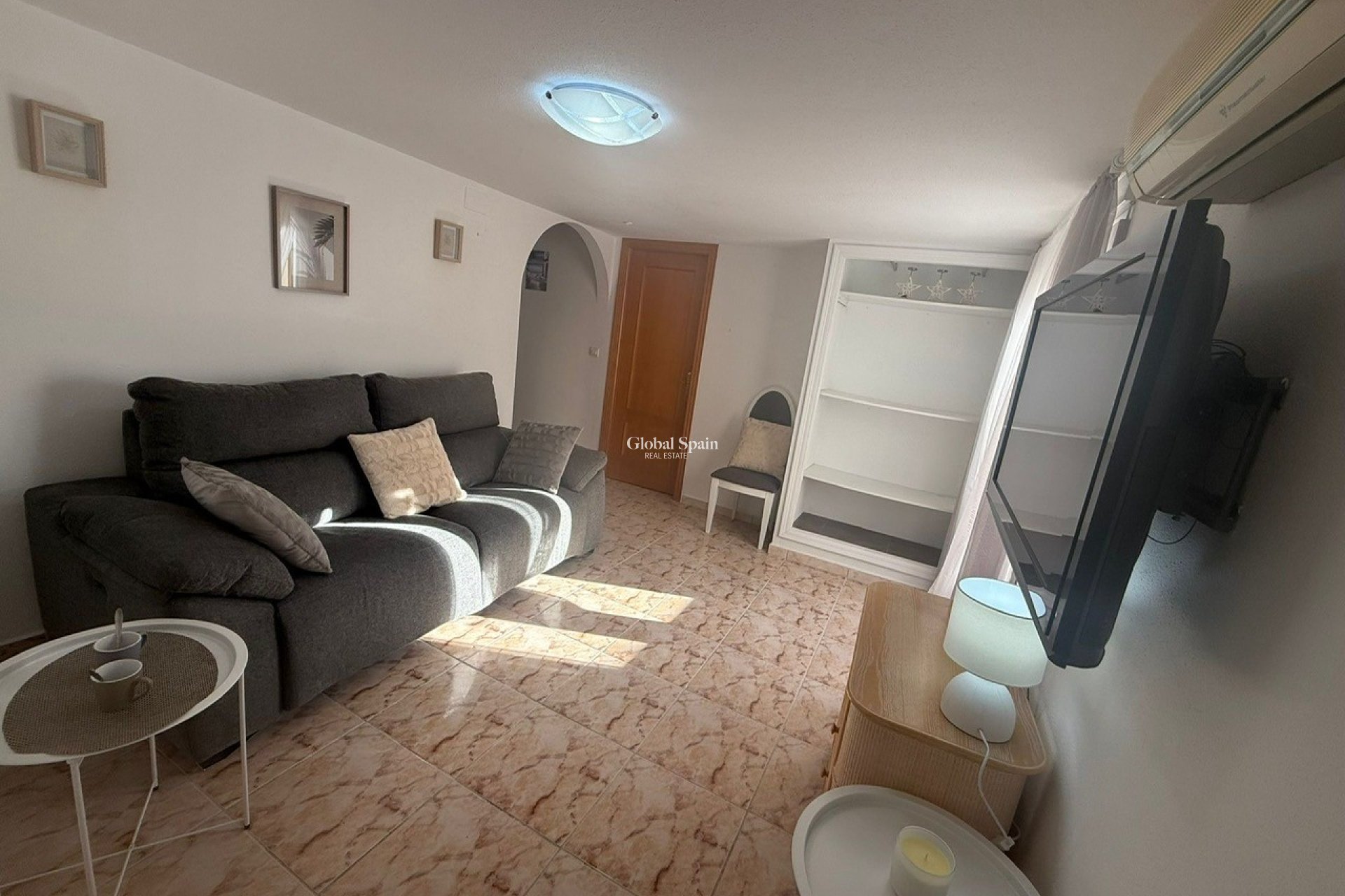 Wiederverkauf - VILLA -
ORIHUELA COSTA - Costa Blanca